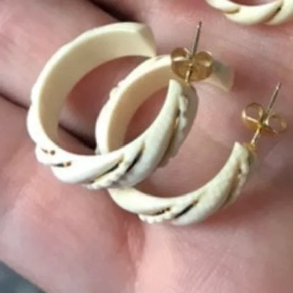 Genuine Ivory & 14 karat gold hoop earrings w/ gold ribboning, posts & backings - Picture 2 of 8